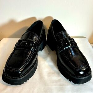 CARMELA Sz 37 Penny Loafers Chunky Sole Square Toe Patent Leather Slip On Shoes